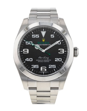 Browse our selection of automatic watches from prestigious brands such as Blancpain, Bell & Ross, Breitling and Rolex.